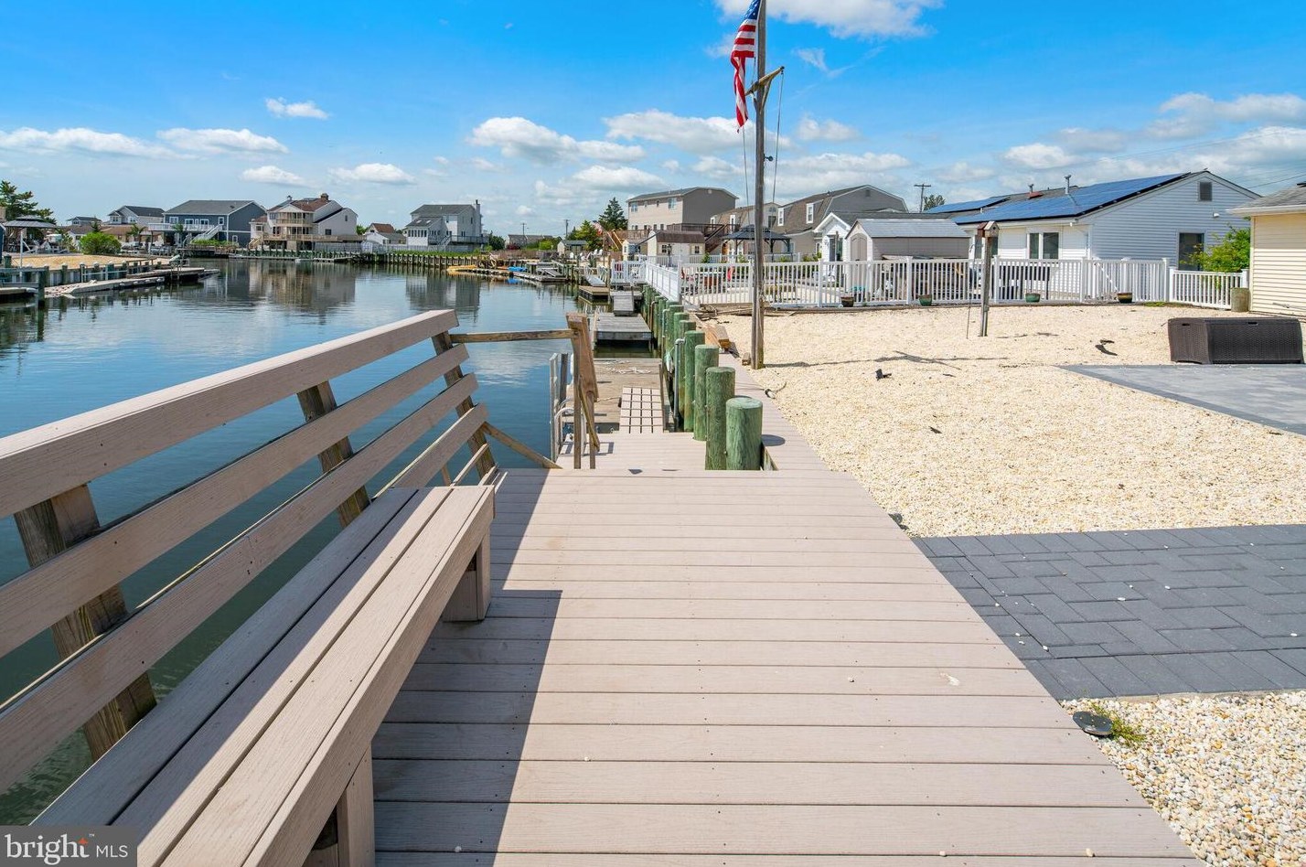 1369 Radio Rd, Tuckerton NJ  08087-1009 exterior