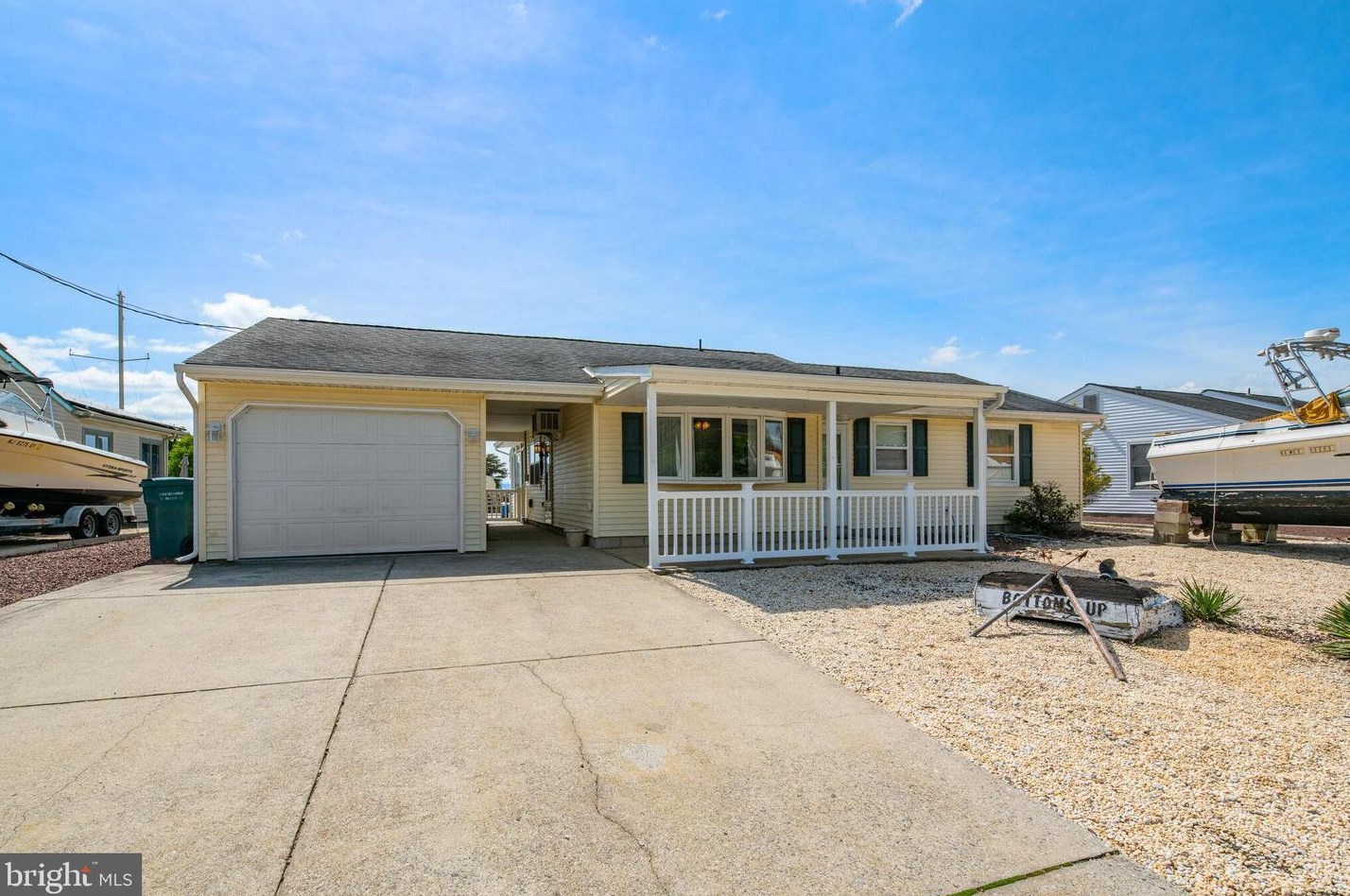 1369 Radio Rd, Tuckerton NJ  08087-1009 exterior