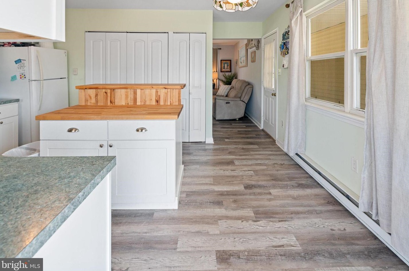 1369 Radio Rd, Tuckerton NJ  08087-1009 exterior