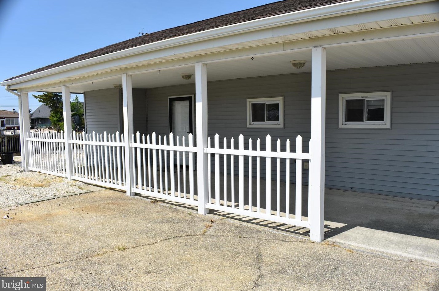 3 W Thames Rd, Tuckerton, NJ 08087