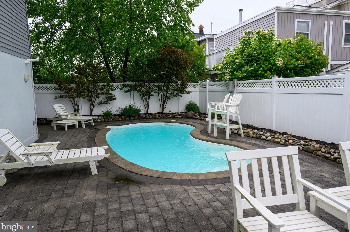 2705 Beach Ave, Long Beach Township, NJ 08008