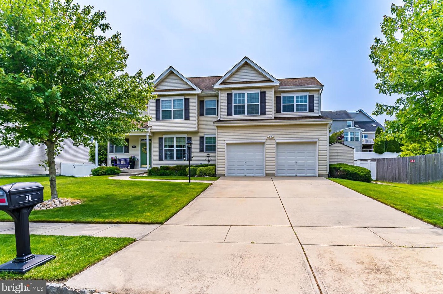 36 Waters Edge Dr, Tuckerton, NJ 08087