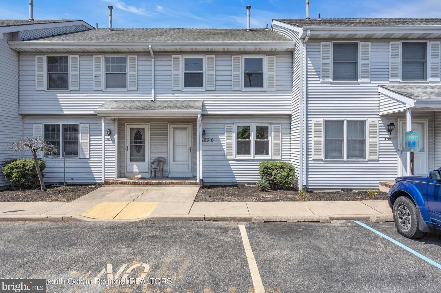 2106 Adams Ave, Toms River NJ  08753-5959 exterior