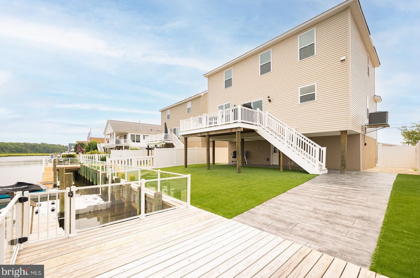 109 Dory Dr, Tuckerton NJ  08087-1619 exterior