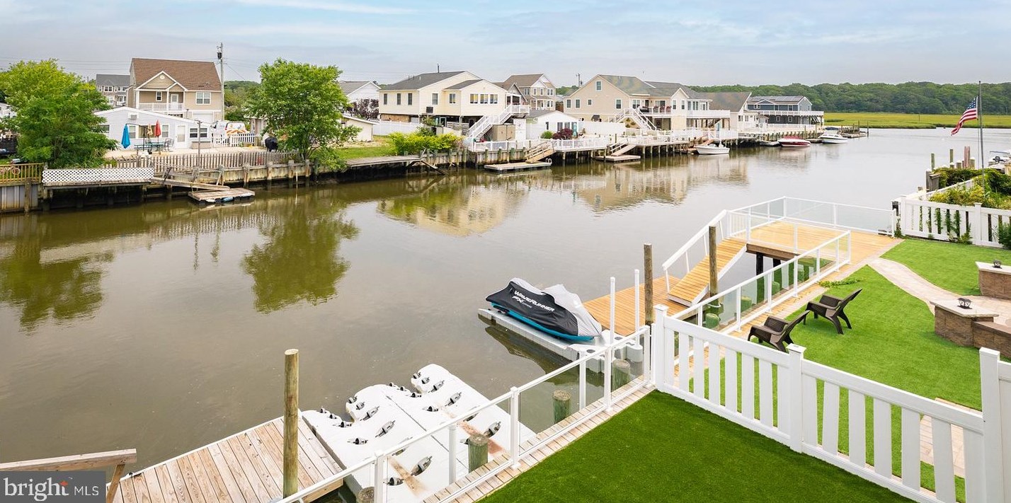 109 Dory Dr, Tuckerton NJ  08087-1621 exterior