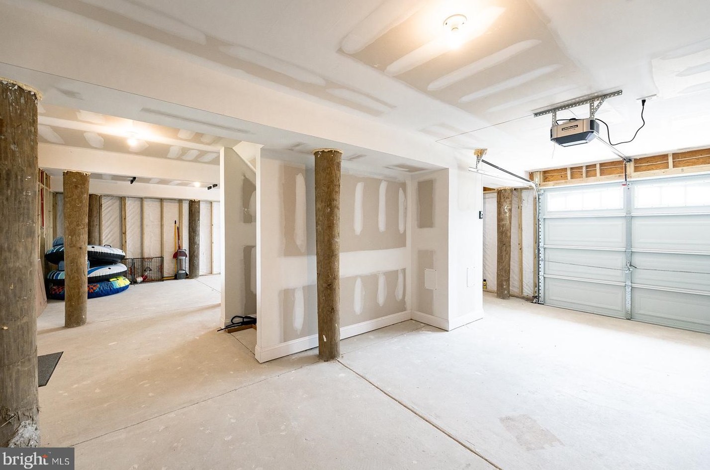 109 Dory Dr, Tuckerton NJ  08087-1621 exterior