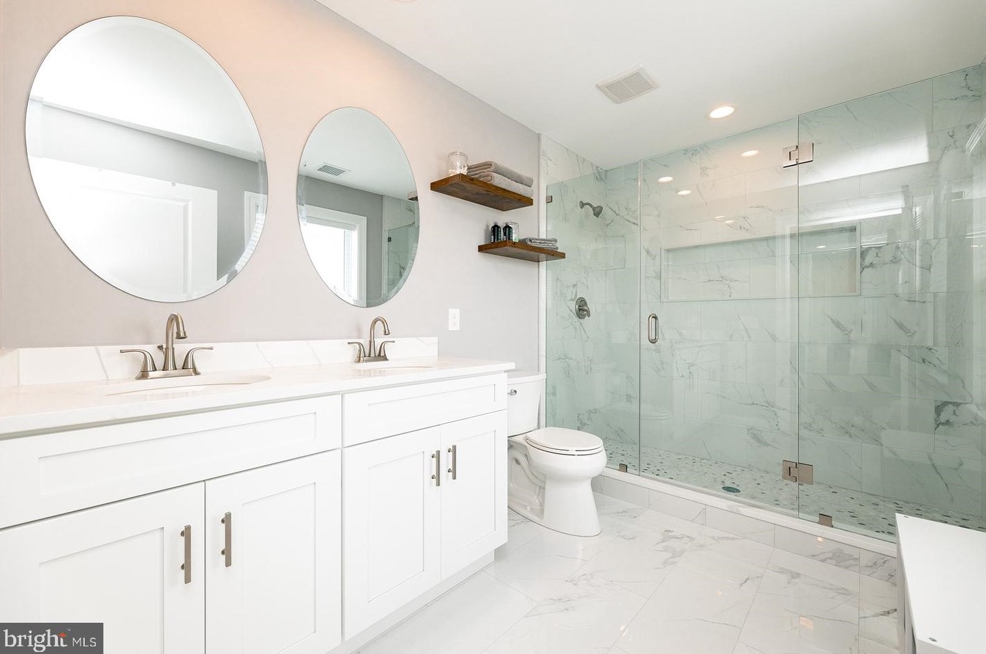 109 Dory Dr, Tuckerton NJ  08087-1621 exterior