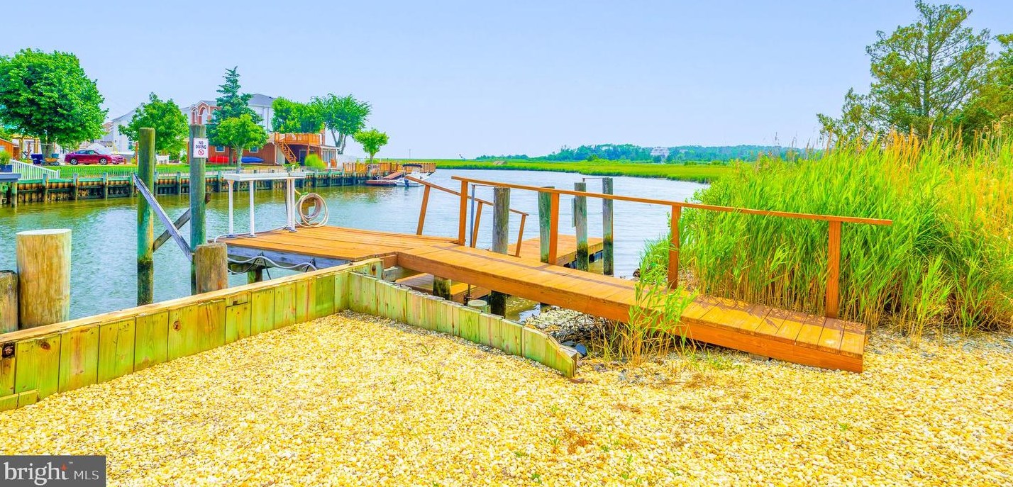 1165 Radio Rd, Tuckerton, NJ 08087-1500