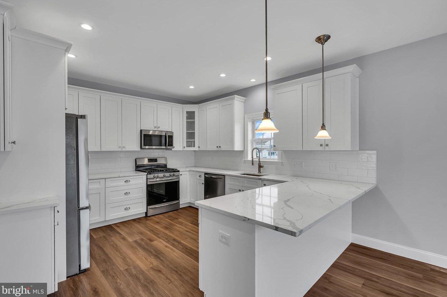 30 Drake Way, Toms River NJ  08753-2016 exterior