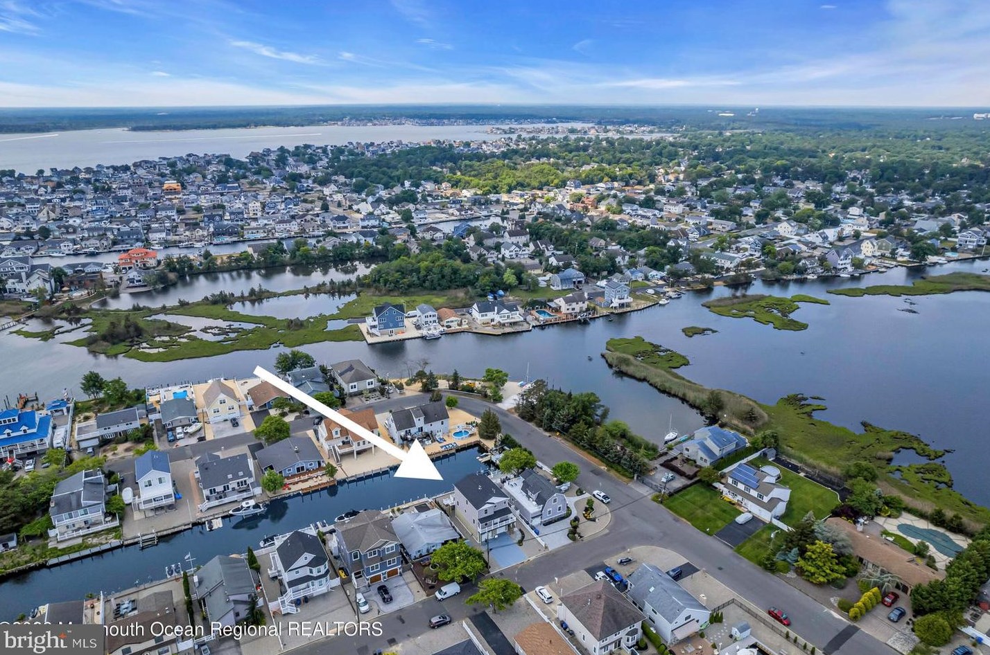 30 Drake Way, Toms River NJ  08753-2016 exterior