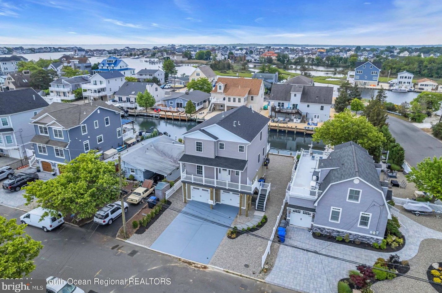 30 Drake Way, Toms River NJ  08753-2016 exterior