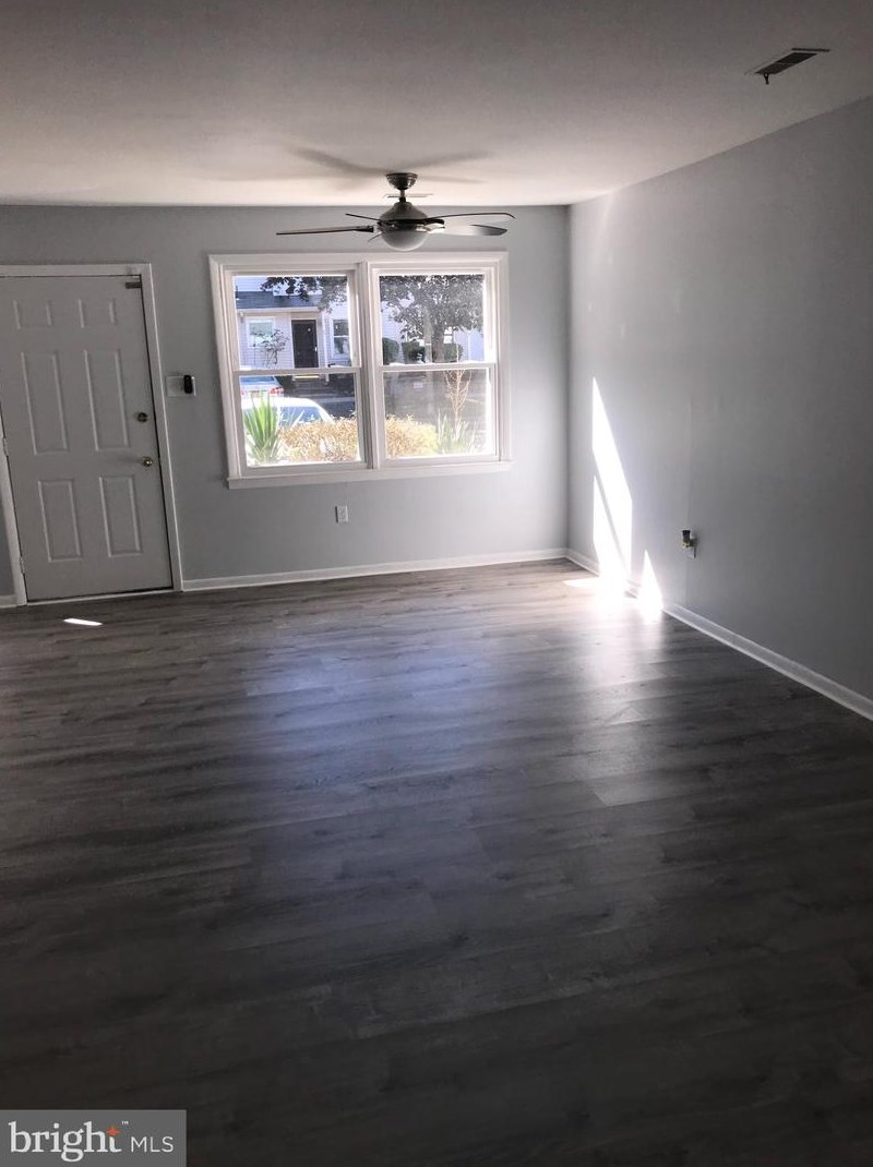 60 Tavistock Dr, Tuckerton, NJ 08087-1850
