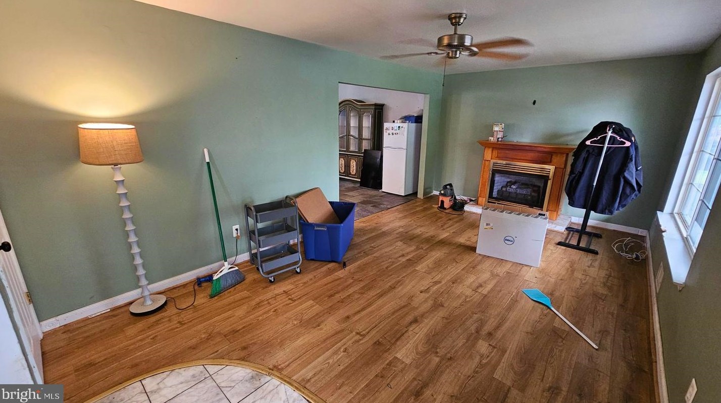 1536 Mermaid Ave, Beachwood, NJ 08722-4211