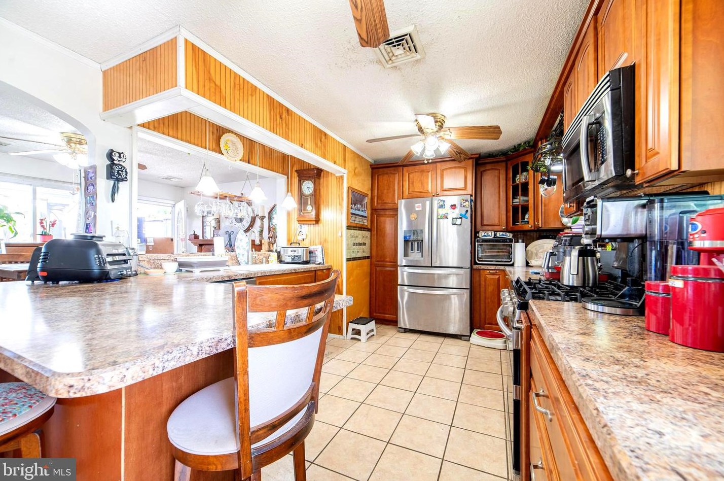 21 Daddy Tucker Dr, Tuckerton, NJ 08087-2305
