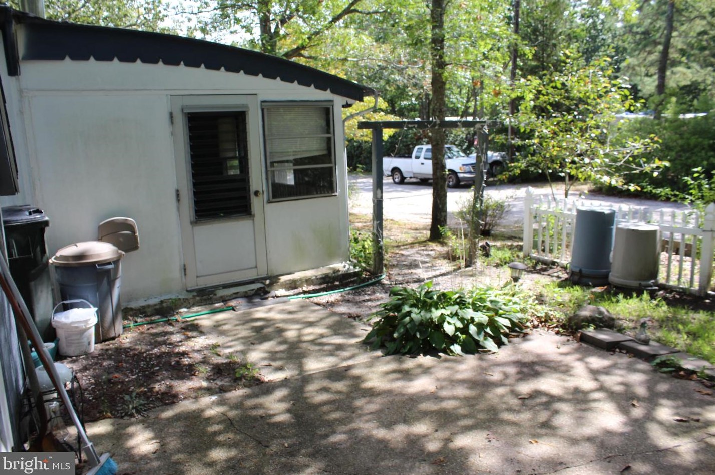 525 E Main St #e8, Tuckerton, NJ 08087
