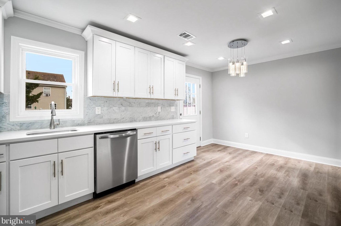 427 National Union Blvd, Tuckerton NJ  08087-1277 exterior