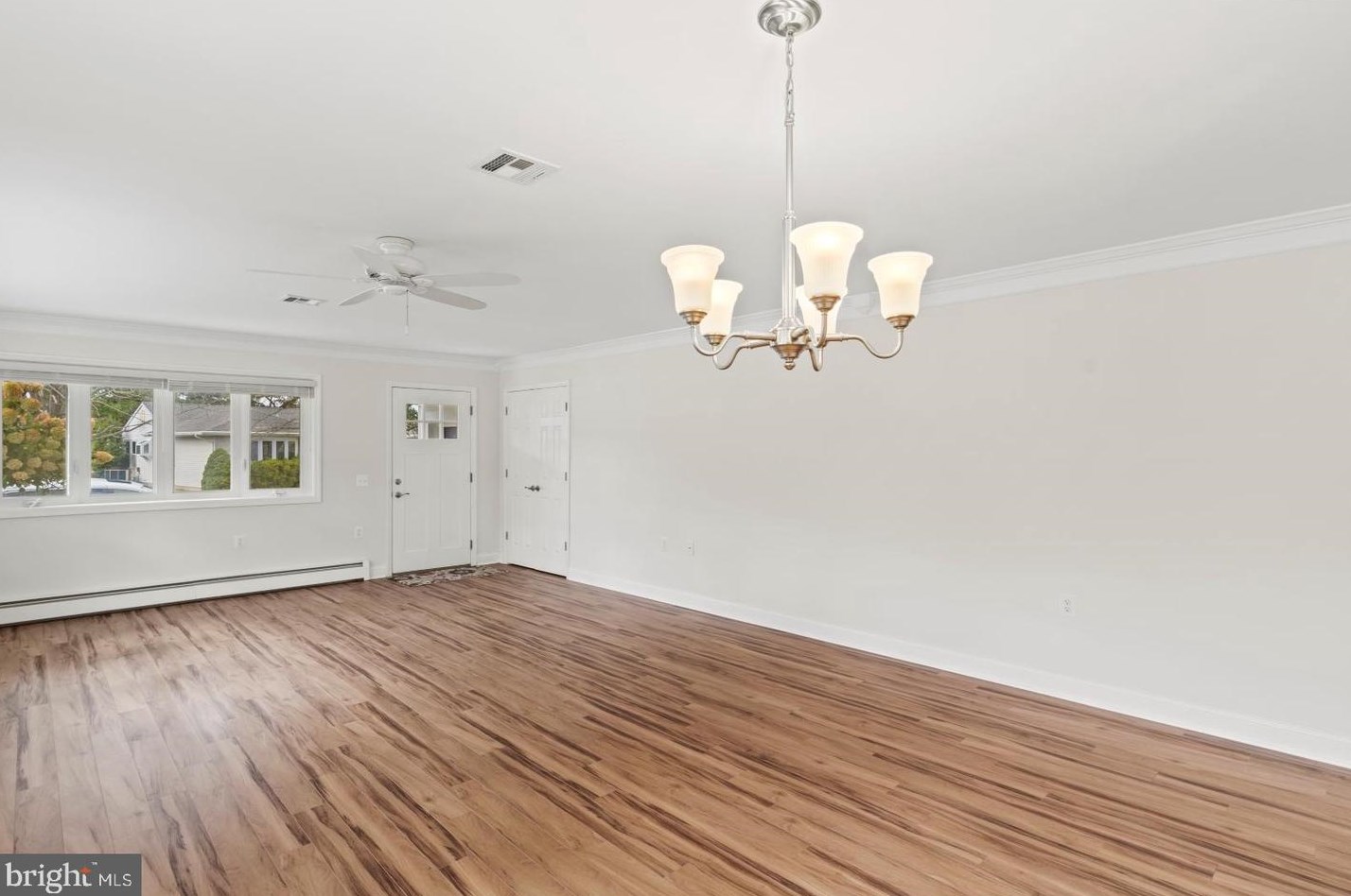 14 Olstins Ct, Toms River NJ 08757-6243 exterior