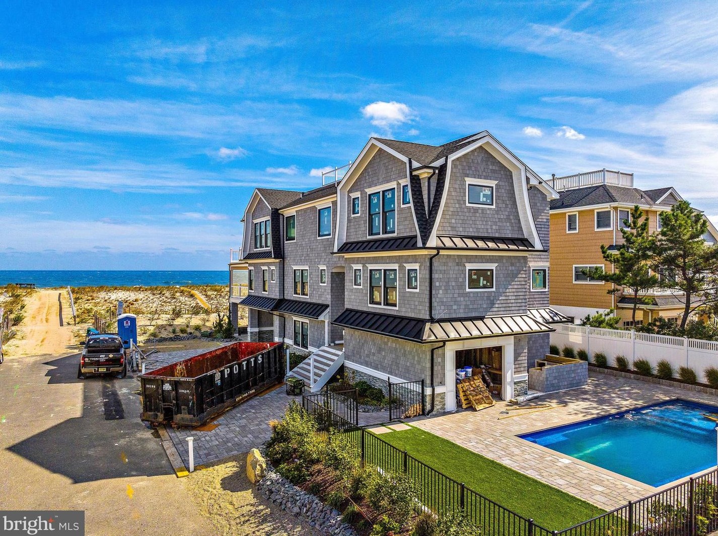 110 E Jeanette Ave, Long Beach Township, NJ 08008
