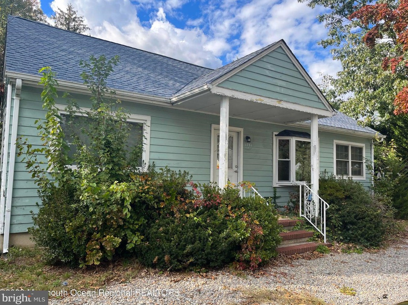 1751 Lakeside Dr S, Lacey, NJ 08731