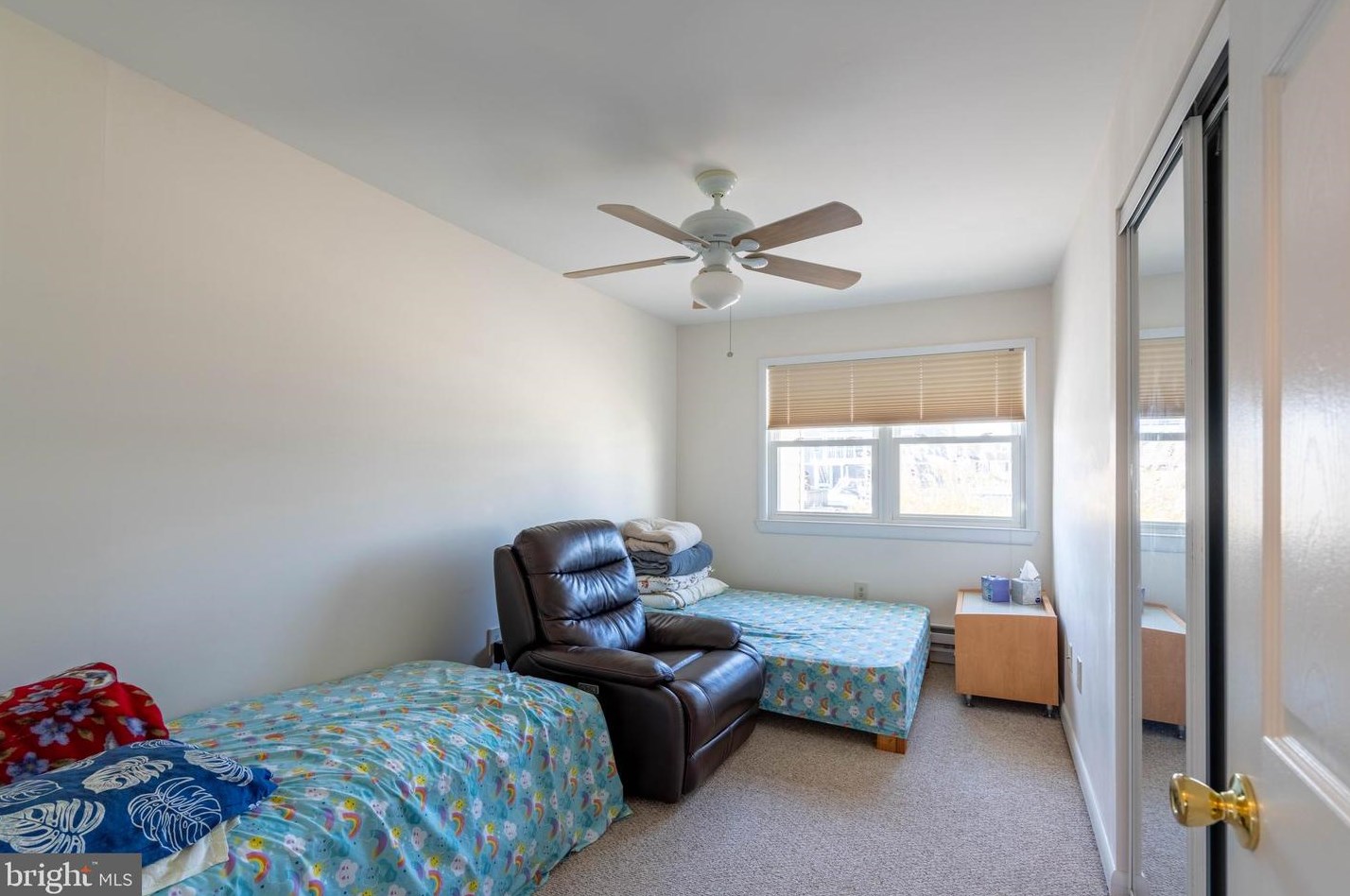 26 Louisiana Dr, Tuckerton NJ  08087-1020 exterior