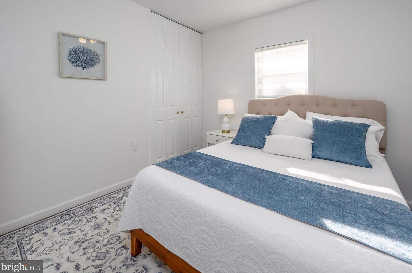 41 Los Angeles Dr, Tuckerton NJ  08087-1211 exterior