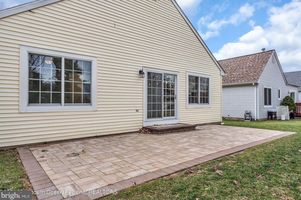 2342 Mount Hood Ln, Toms River NJ  08753-1521 exterior