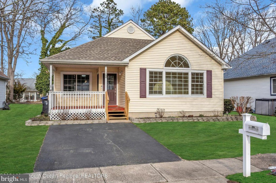 2342 Mount Hood Ln, Toms River NJ  08753-1521 exterior
