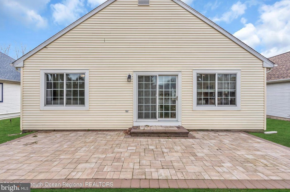 2342 Mount Hood Ln, Toms River NJ  08753-1521 exterior