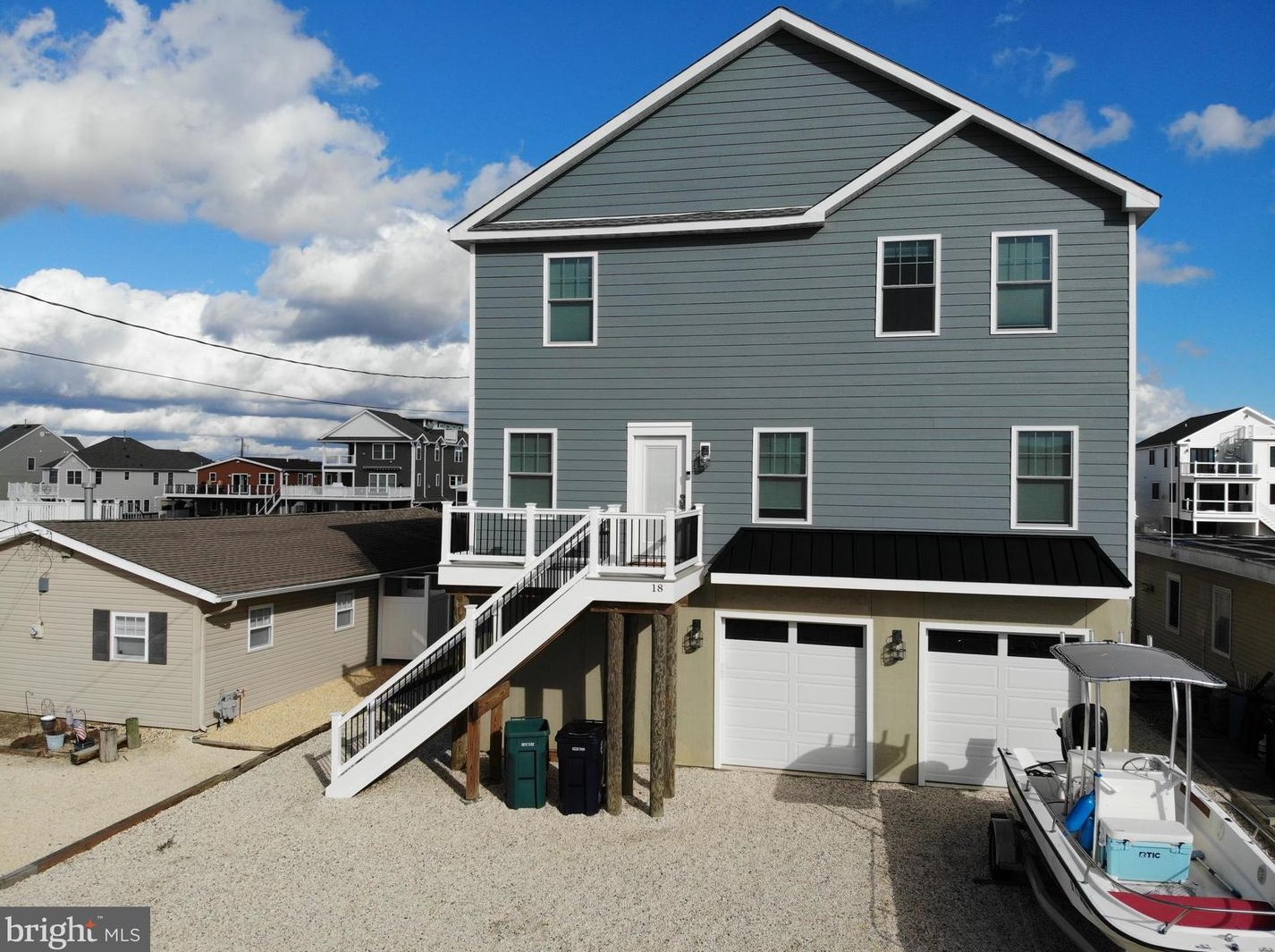 18 W Hudson Dr, Tuckerton, NJ 08087