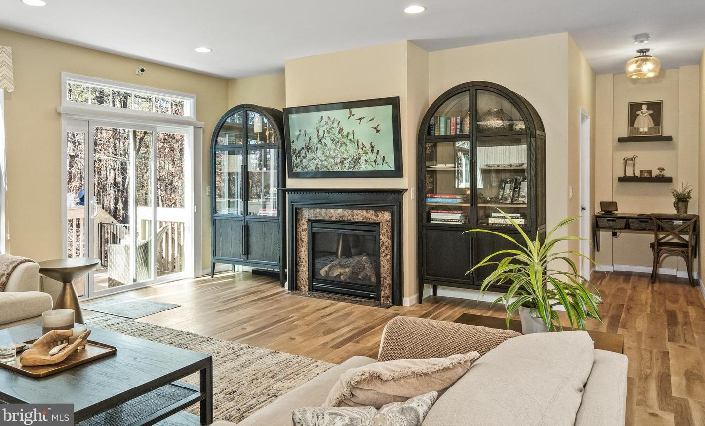 105 Newport Way, Tuckerton NJ  08087-3644 exterior