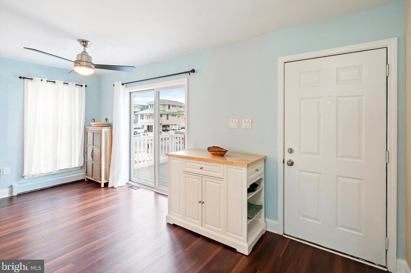 250 Heron Rd, Tuckerton NJ  08087-2410 exterior