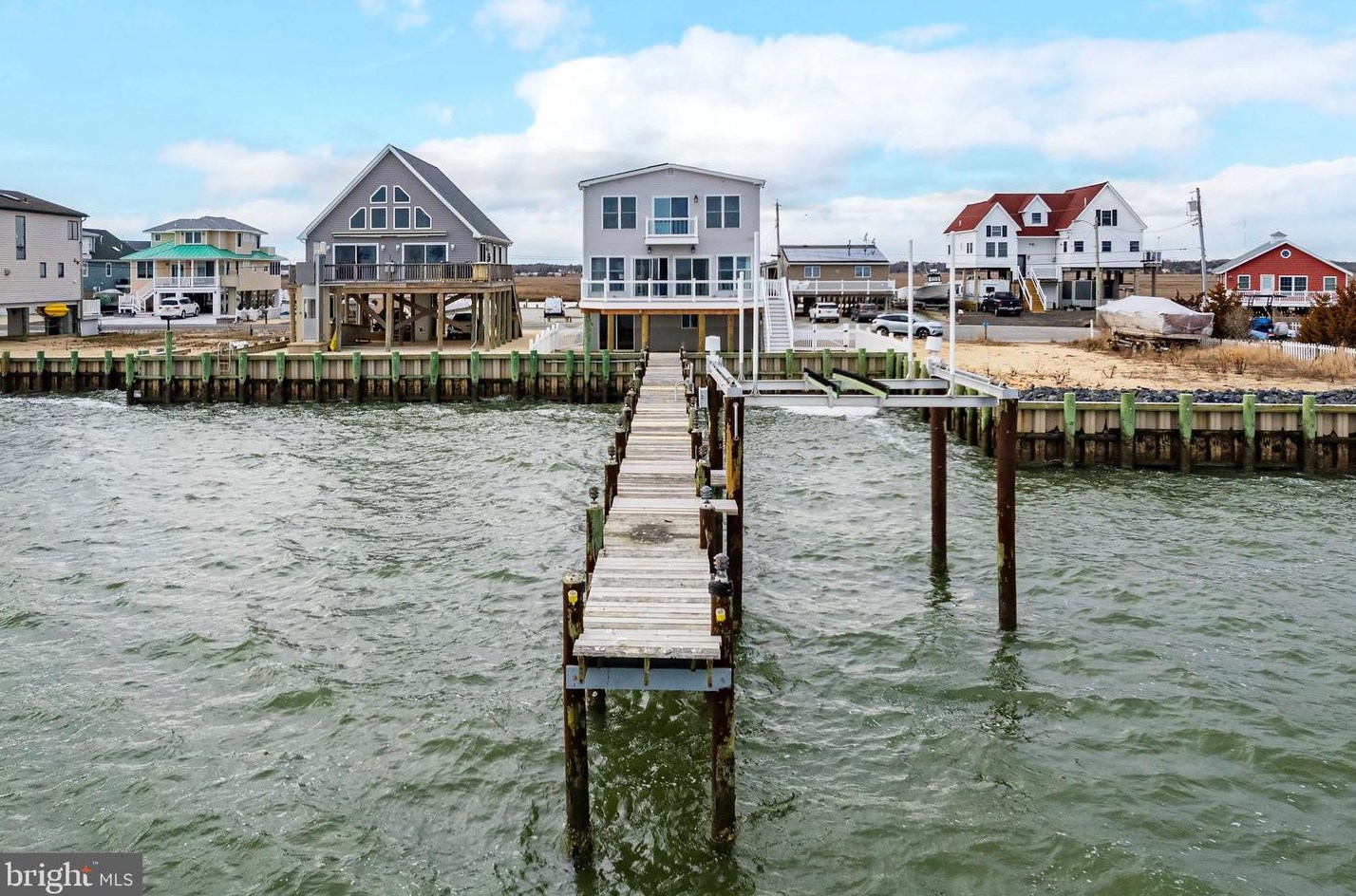 250 Heron Rd, Tuckerton NJ  08087-2410 exterior