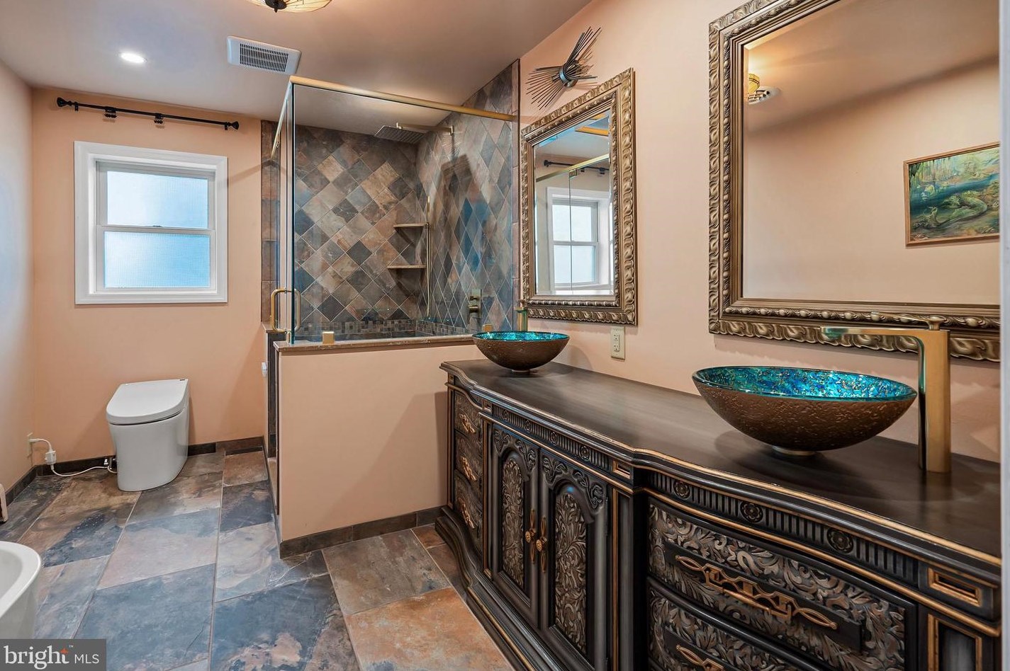 250 Heron Rd, Tuckerton NJ  08087-2410 exterior