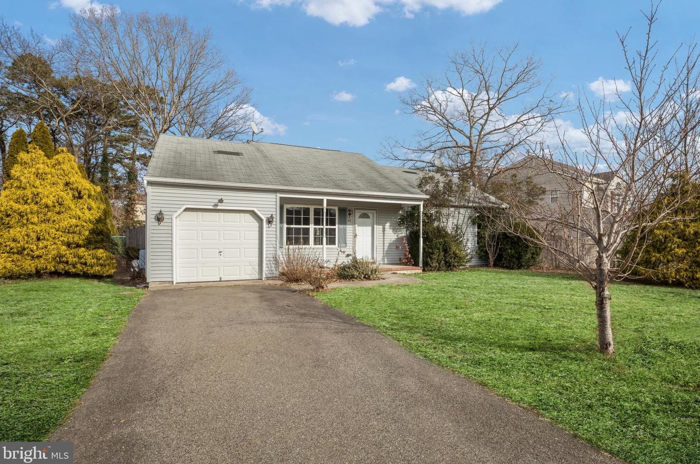 297 Mermaid Dr, Cedar Bonnet Island, NJ 08050