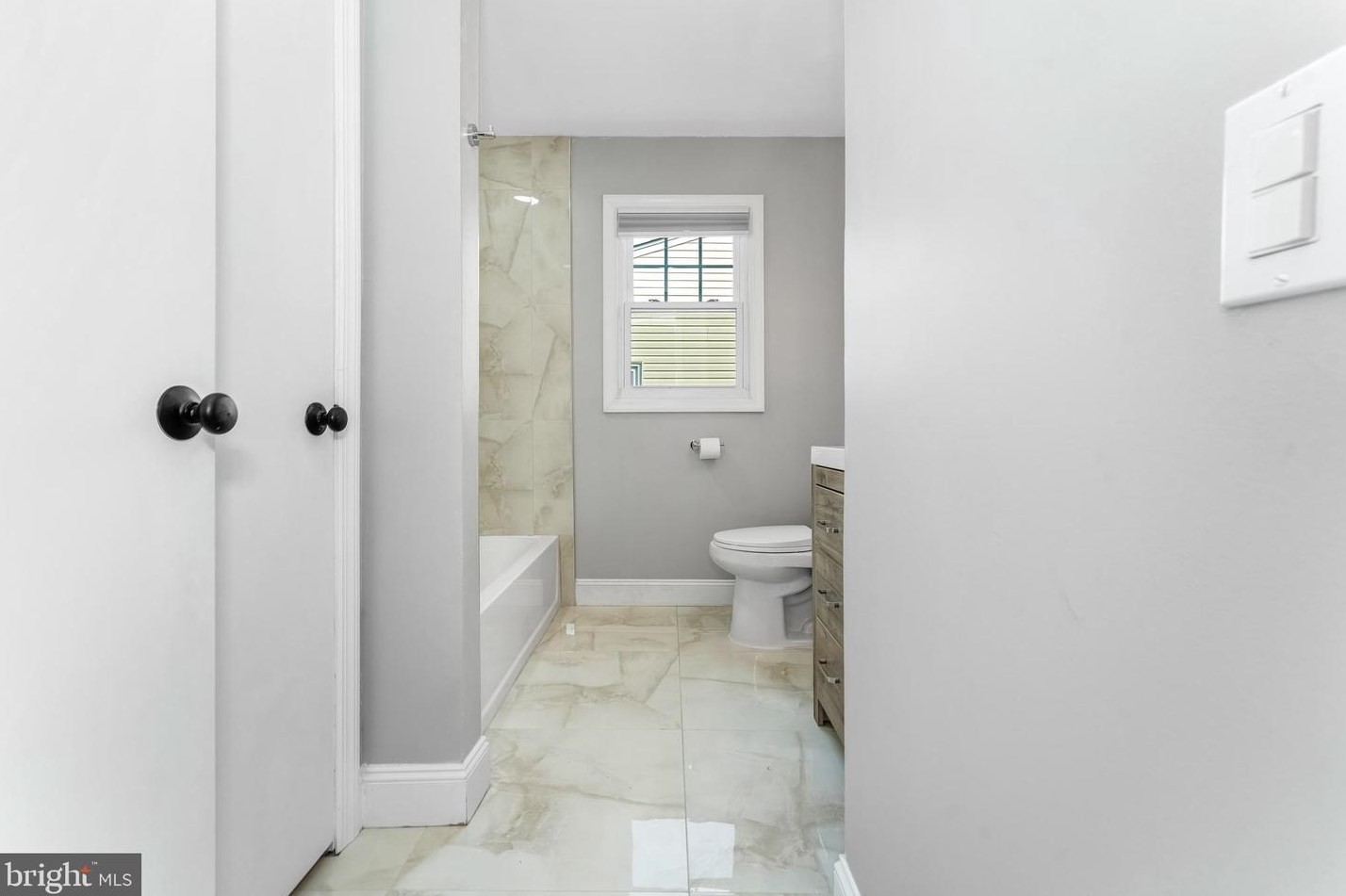 174 Westbrook Dr, Toms River NJ  08757-4733 exterior