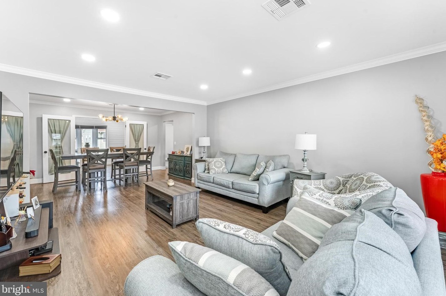 174 Westbrook Dr, Toms River NJ  08757-4733 exterior