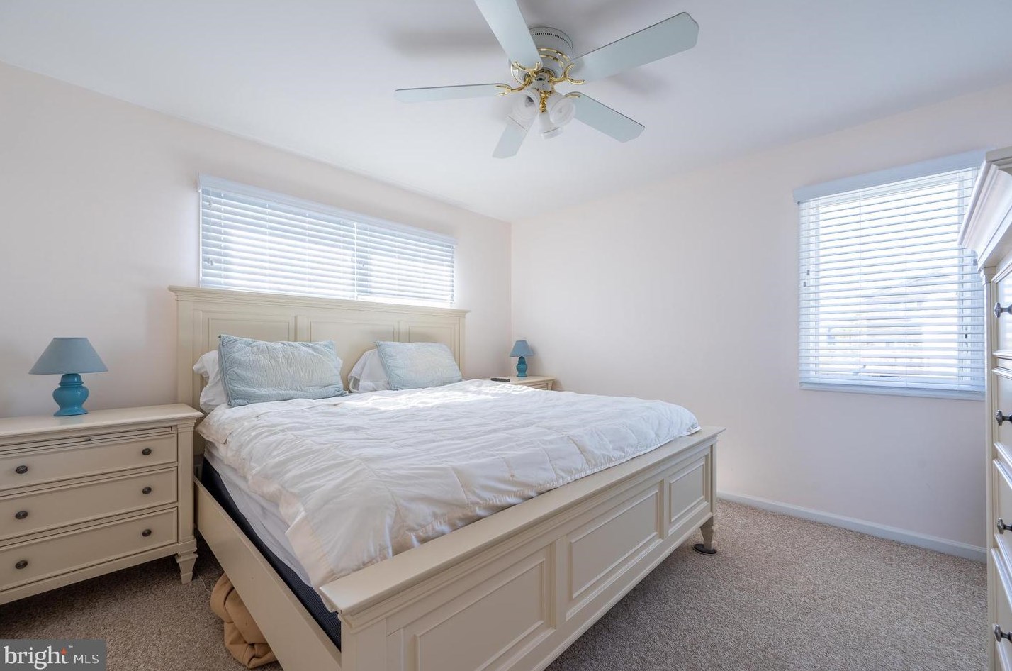 2 Connecticut Ave, Long Beach Township NJ  08008-3413 exterior