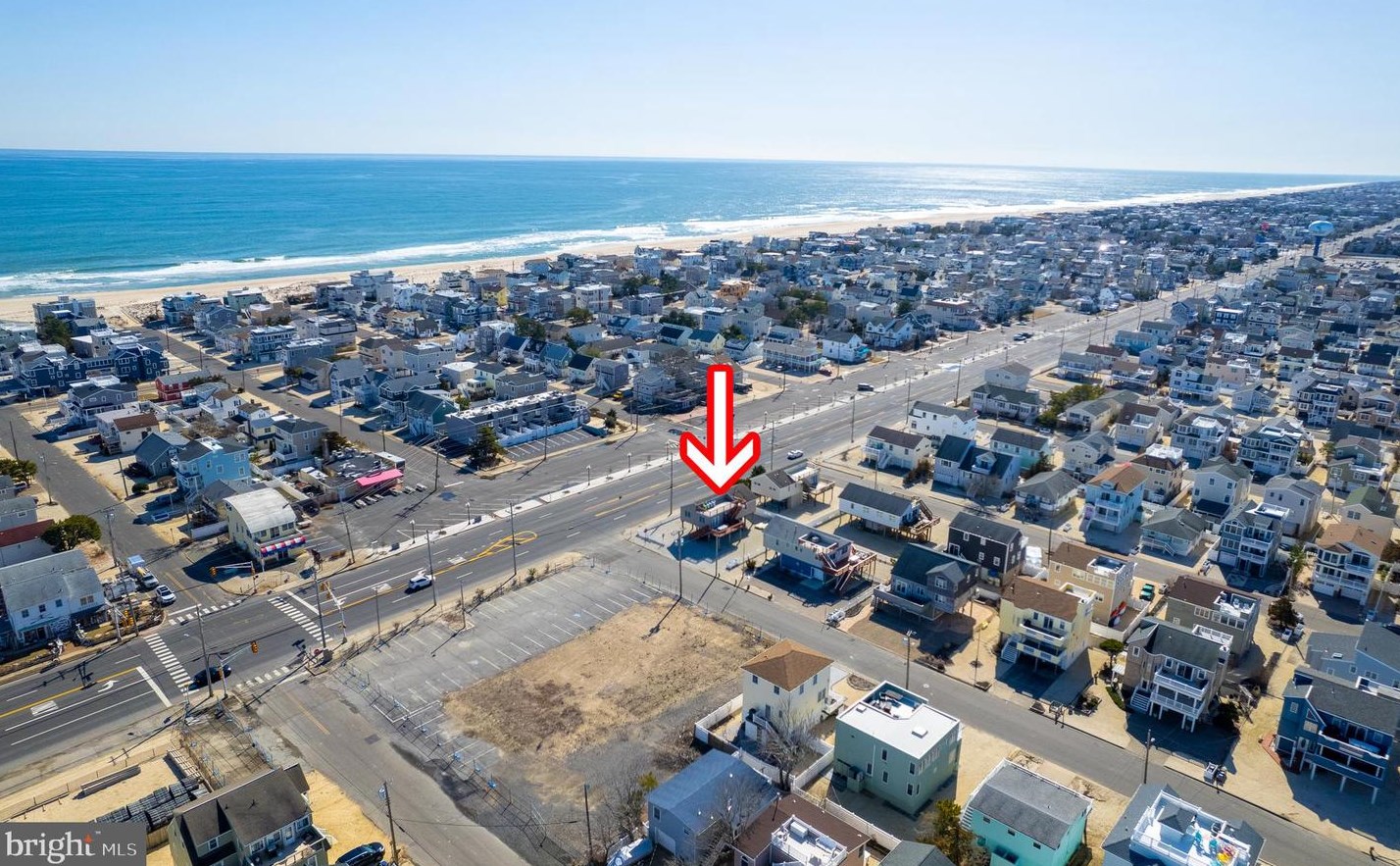 2 Connecticut Ave, Long Beach Township NJ  08008-3413 exterior