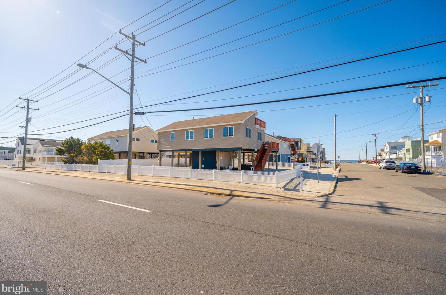 2 Connecticut Ave, Long Beach Township NJ  08008-3413 exterior