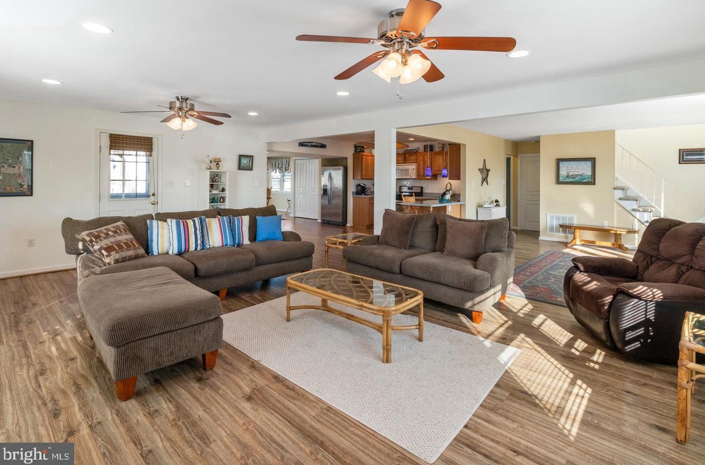 15 Louisiana Dr, Tuckerton NJ  08087-1021 exterior