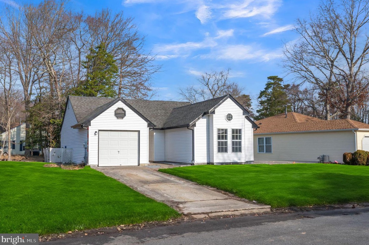 404 Betsy Ross Ln, Tuckerton, NJ 08087-1326