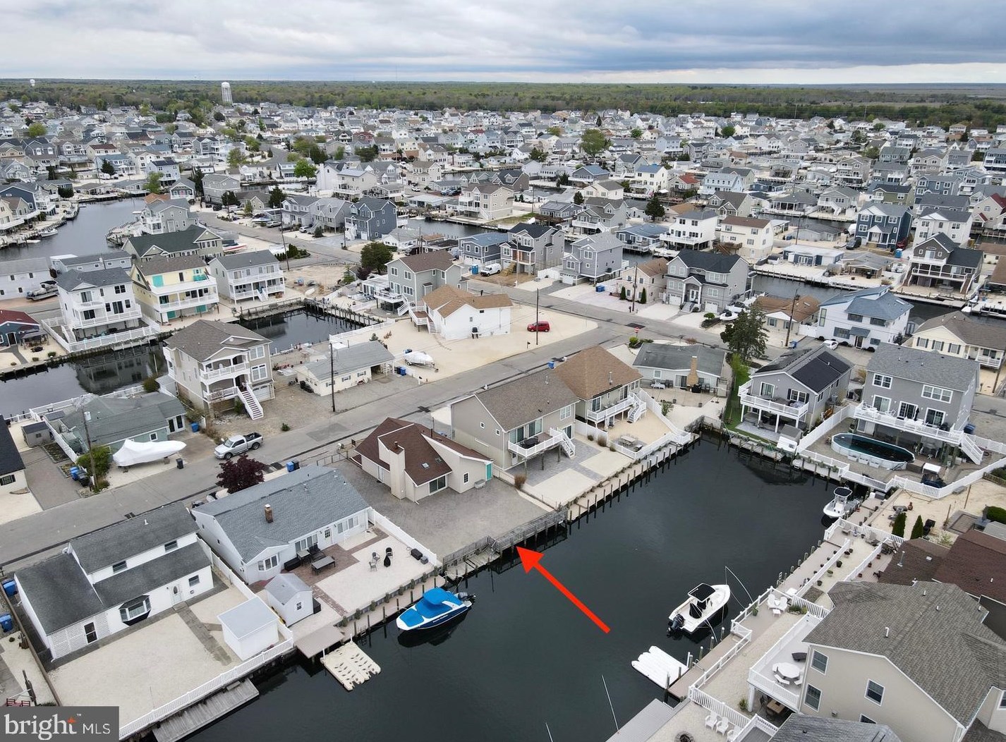 16 Joy Rd, Cedar Bonnet Island, NJ 08050