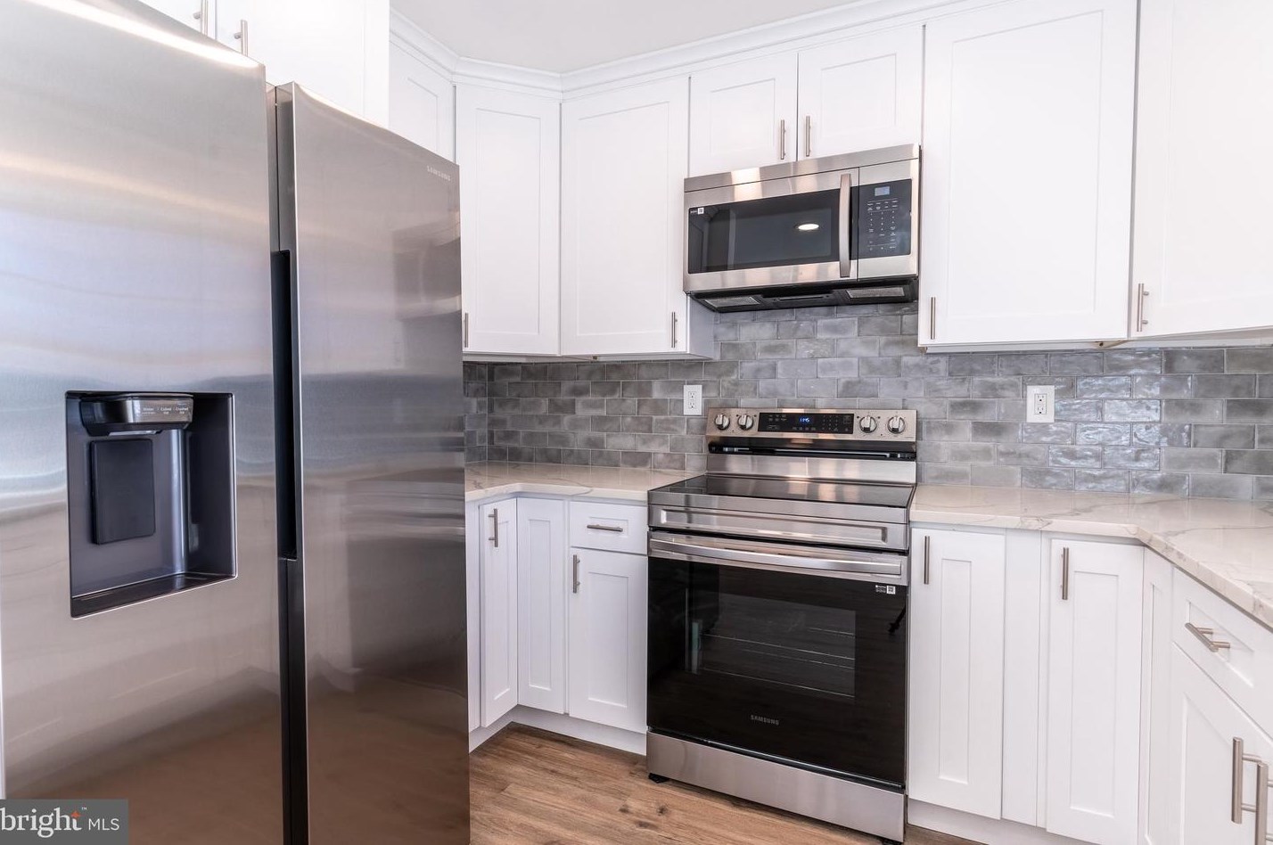 46 Highland Dr, Barnegat Township, NJ 08005-1266