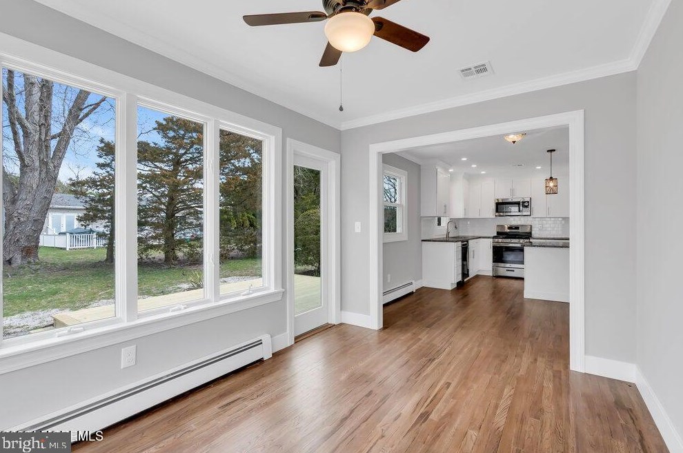 22 Edinburgh Dr, Toms River NJ  08757-4510 exterior