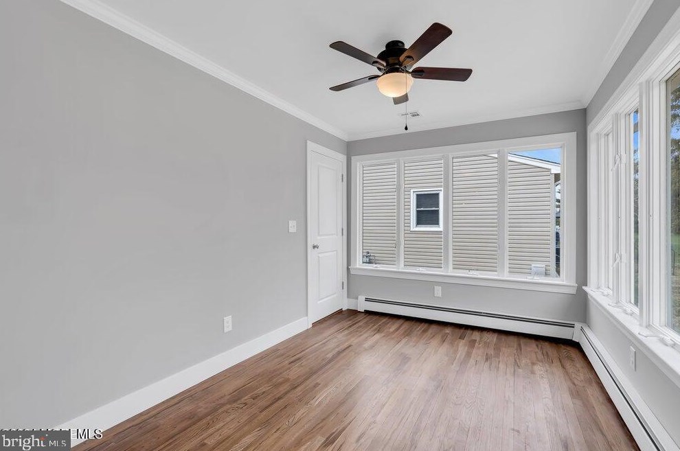 22 Edinburgh Dr, Toms River NJ  08757-4510 exterior