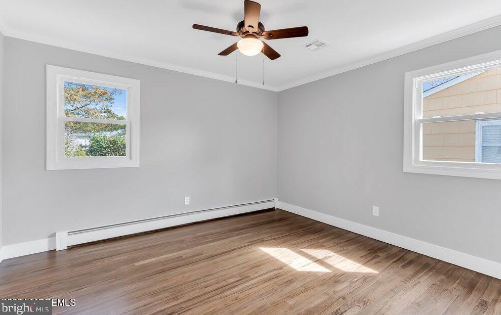 22 Edinburgh Dr, Toms River NJ  08757-4510 exterior