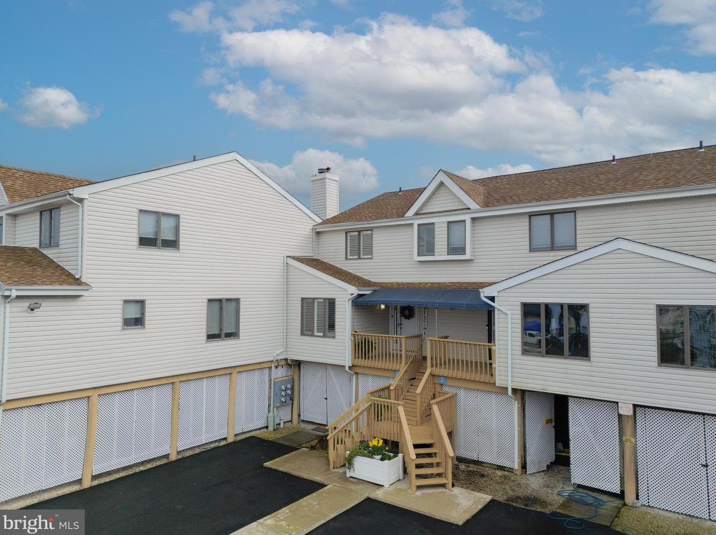 5 W Playhouse, Tuckerton, NJ 08087