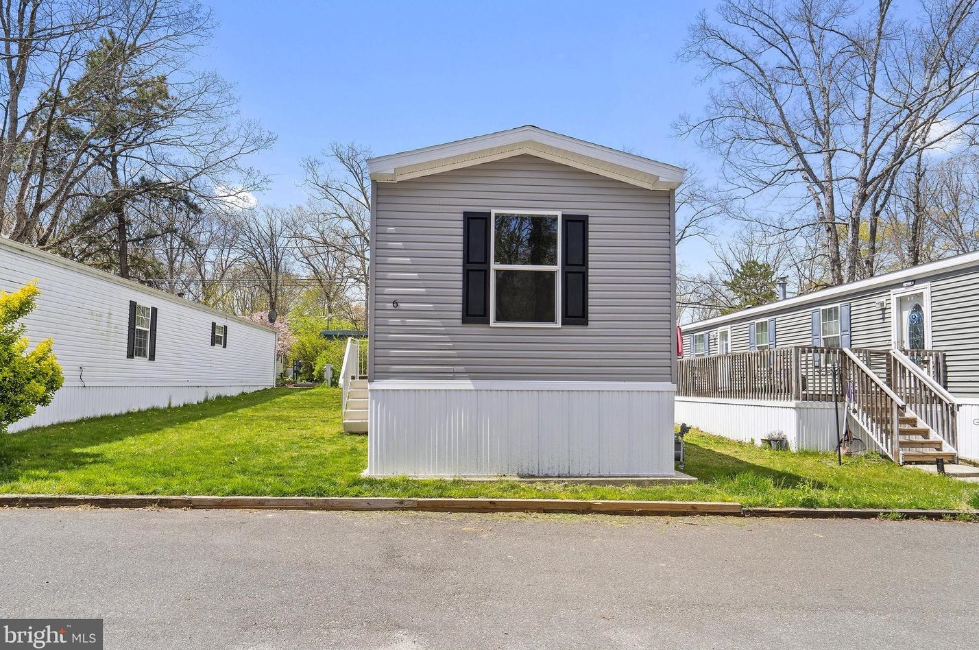 6 Lace Bark Ln, Jackson Twp, NJ 08527-3034