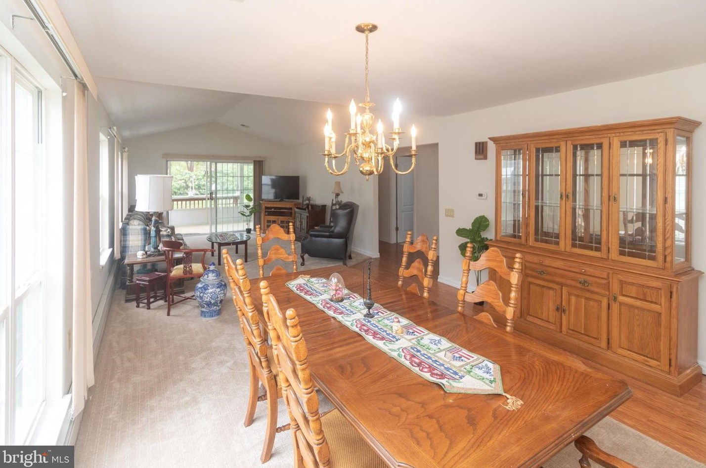 150 Canterbury Ln, Toms River NJ  08757-6589 exterior