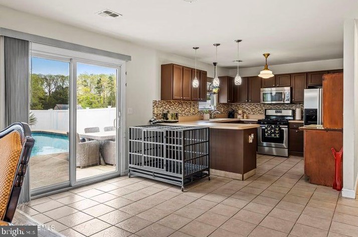 37 Marlin Ct, Berkeley Township NJ 08721-2466 exterior